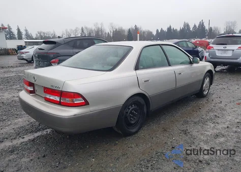1999 Lexus Es 300 z USA, uszkodzony, nr VIN JT8BF28G8X0172421